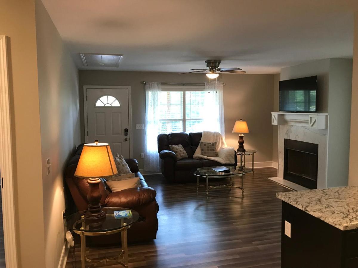 Brand New 3 Bedroom 2 Bath Home Huntsville Exterior foto